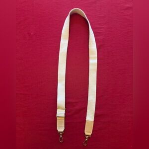 India Hicks adjustable Crossbody/Shoulder Strap for Handbags.